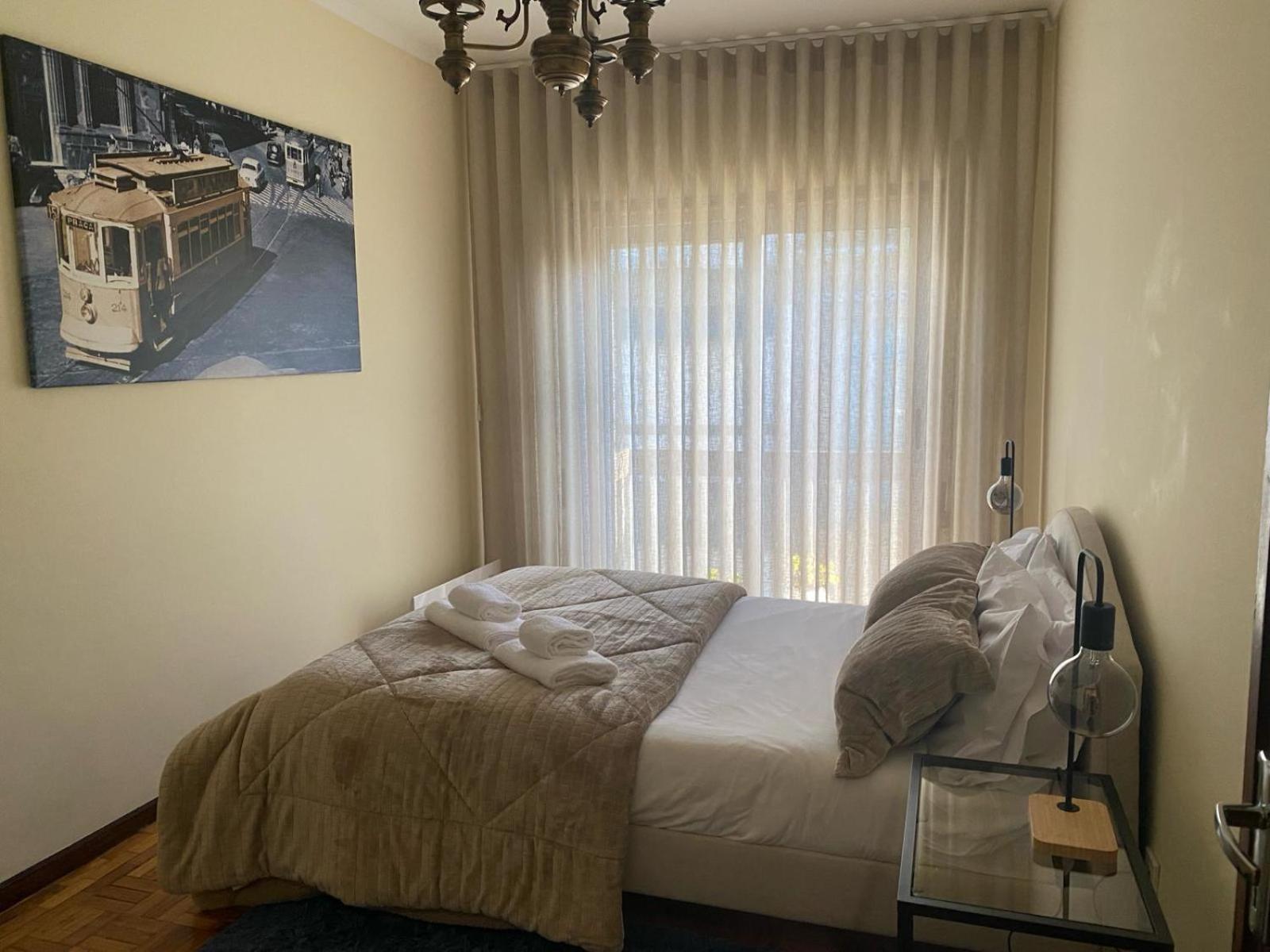 Art Gallery Apartment Порту Экстерьер фото