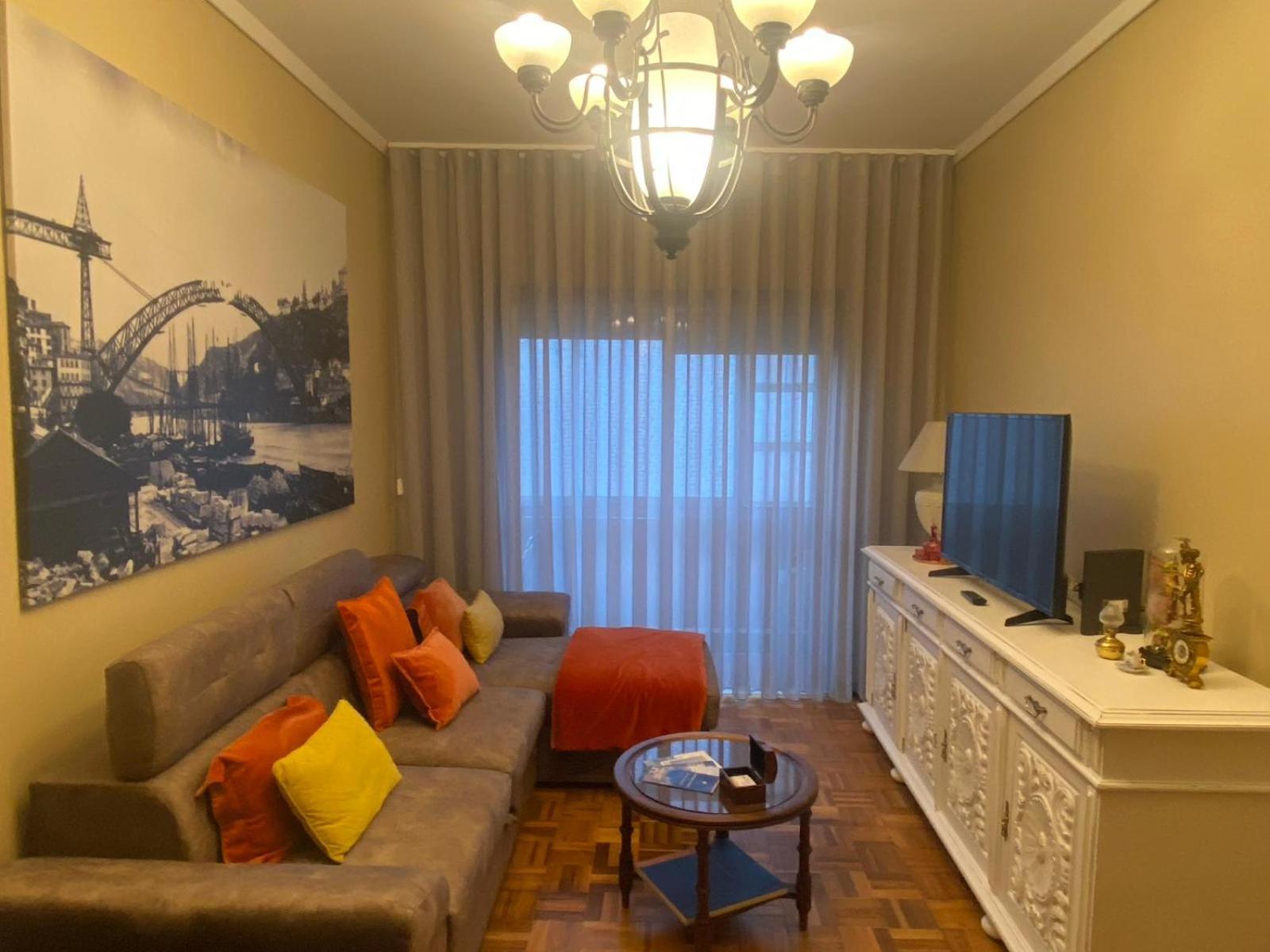 Art Gallery Apartment Порту Экстерьер фото